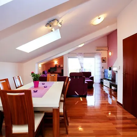 Apartman Dekorti